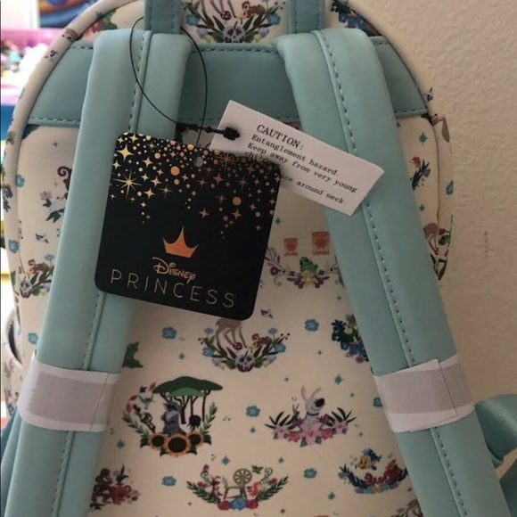 NWT loungefly Disney princess companion floral backpack - Picture 5 of 9